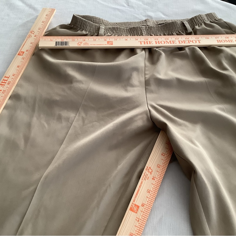 Alfred Dunner slacks, khaki, smooth, soft, elastic waist, size 18W